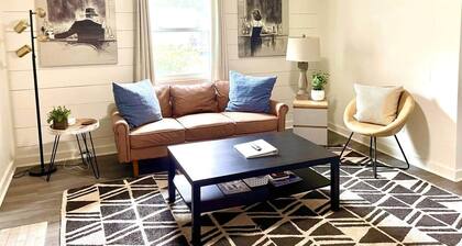 Sage Green Getaway - 2 Bed 1 Bath South Knoxville