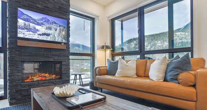 The View - Luxury Penthouse Condo