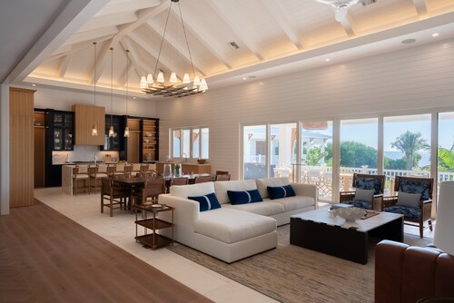 Oceanfront Charm Meets Bespoke Luxury- Brand New 9 Bedroom Estate & Sleeps 26
