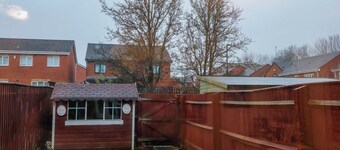 41 Lower Birches Way