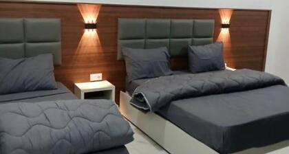 HOSTEL YAYA