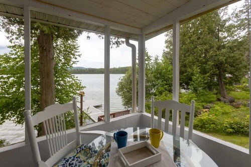 Fully renovated cottage on Lac 31 milles
