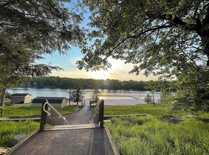 Property grounds - HUGE 2 living room house with Movie theater. Pocono Escape. (Tobyhanna)