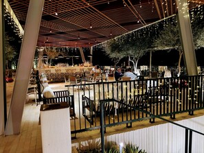 Bar (en el alojamiento)