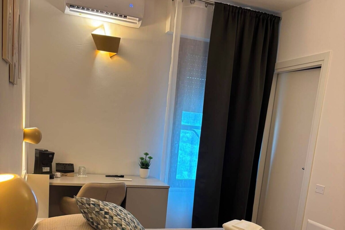 In-room safe, desk, laptop workspace, blackout drapes