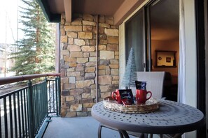 Property grounds - Ski Straight to Your Cozy Condo in the Mountains (Breckenridge)