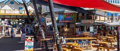 House, Multiple Beds (Just for Fun II) | Outdoor dining