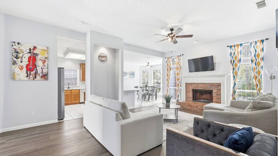 Bright & Cozy 4BR Home