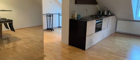 Ofen, Herdplatte, Geschirrspüler