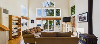 Ocean Song | Ocean View | Shelter Cove