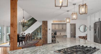 Peaceful Riverfront Retreat with Stunning Views