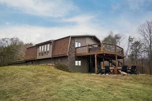 Exterior - The  Honeybell House (Lancaster)