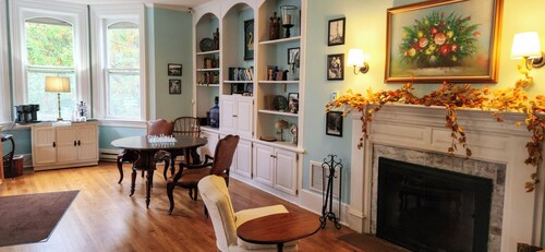 Wonderful 1-bedroom hotel in Fish Creek perfect for your getaway