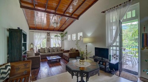 Hanthana Villa 