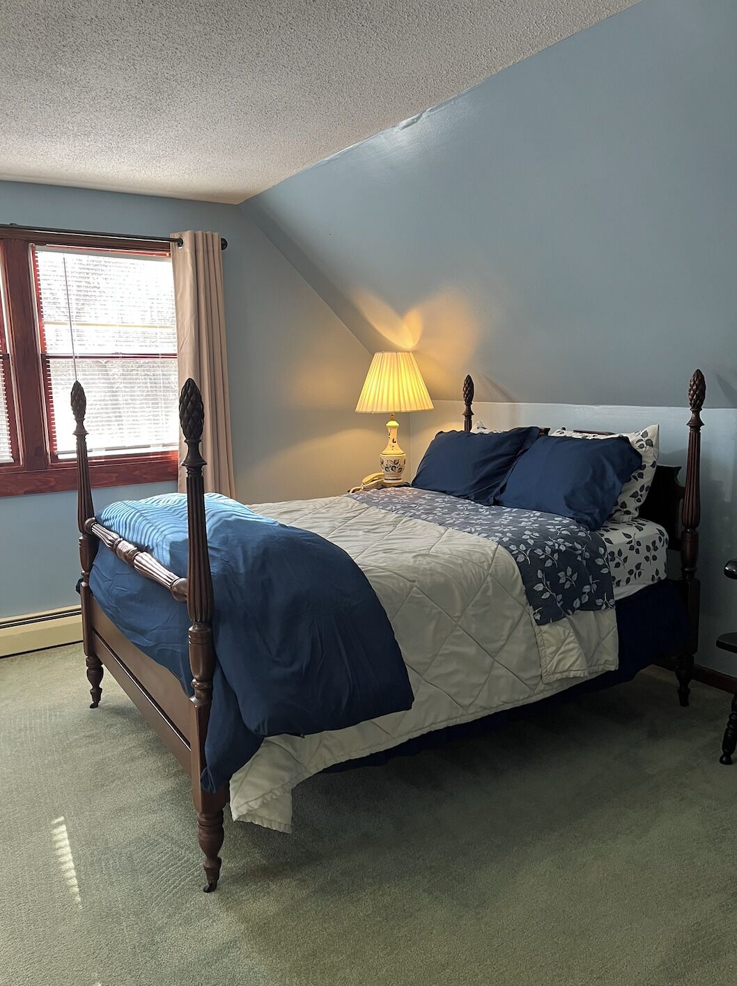 3 bedrooms, iron/ironing board, free WiFi