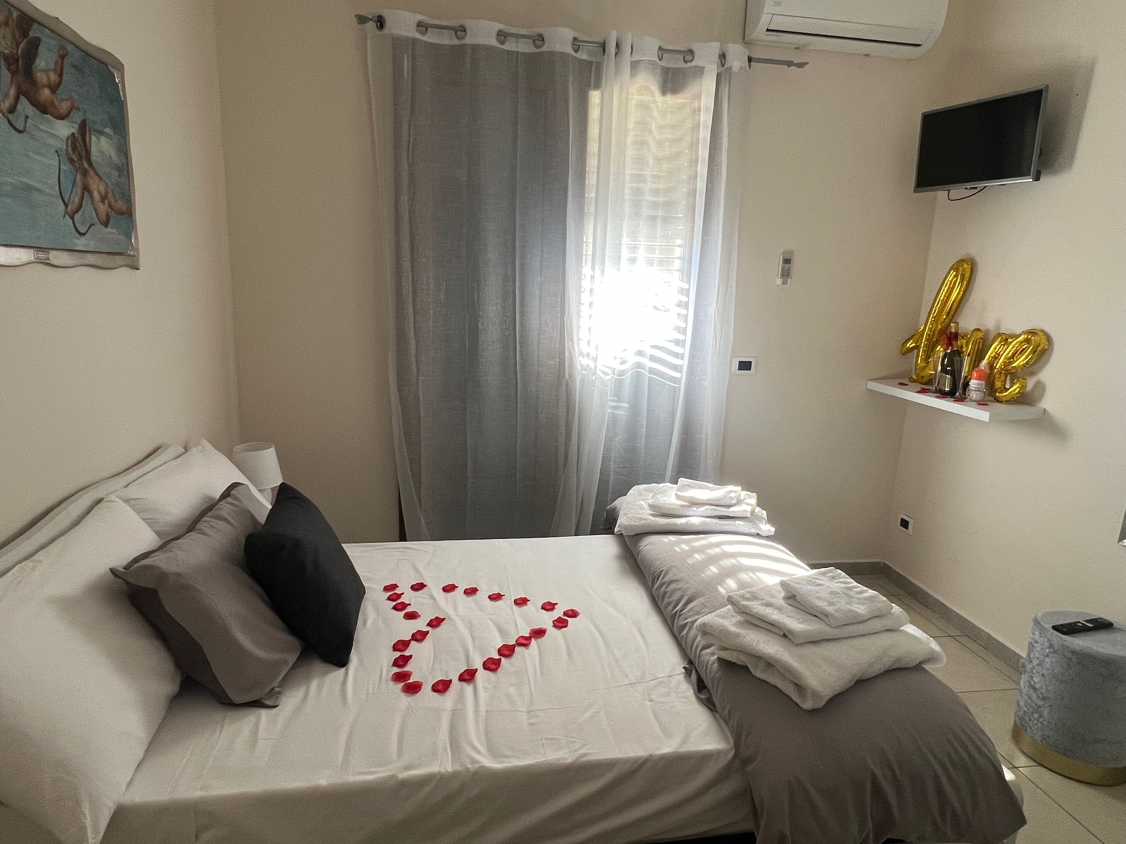 华丽双人房, 阳台, 城市景观 | 遮光窗帘、隔音、熨斗/熨衣板、免费 WiFi