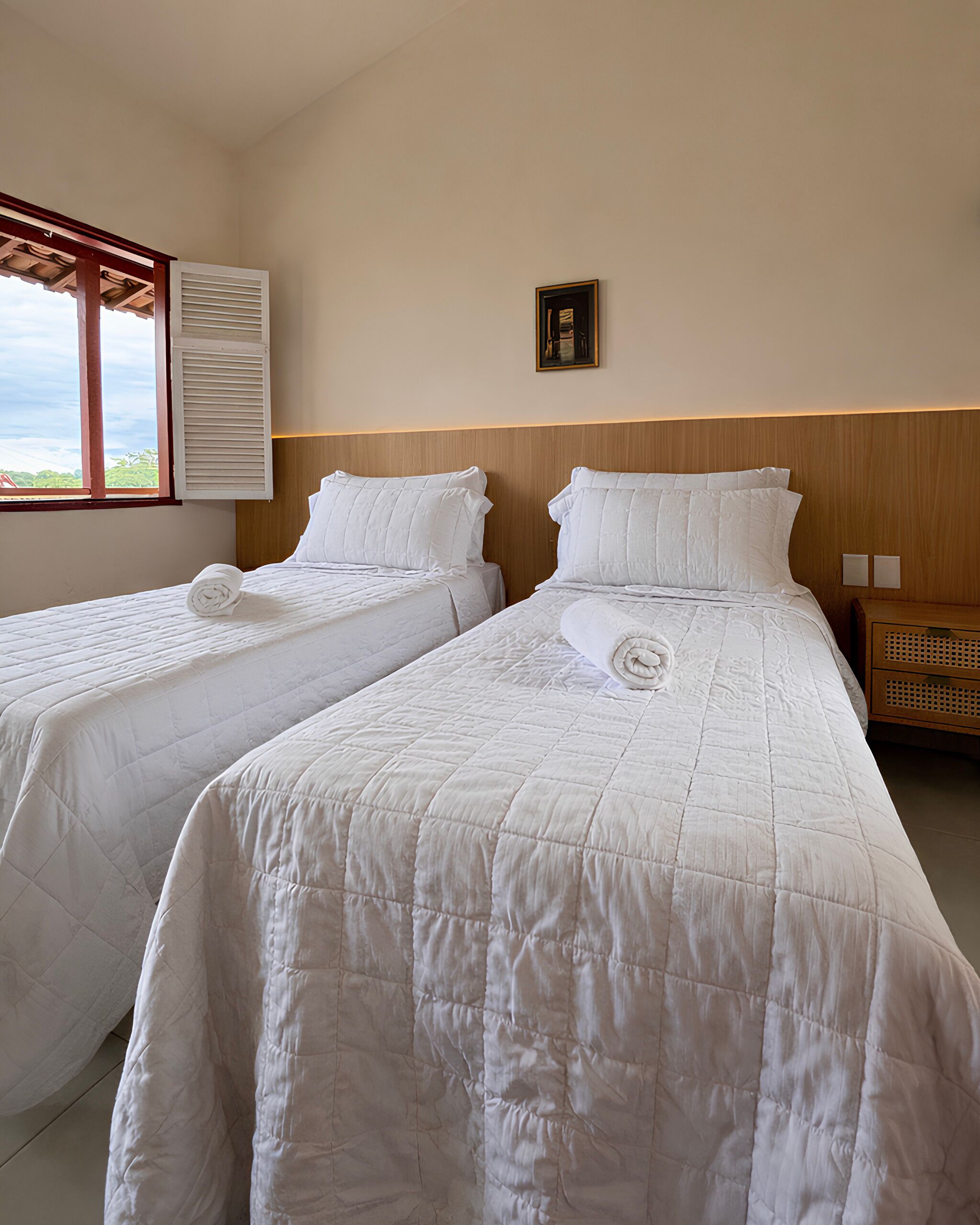 Værelse med 2 enkeltsenge - udsigt til have | Gratis Wi-Fi