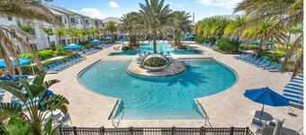 1st Floor, 3-King Beds, Baptist South, St. Aug, Nocatee, Gym, Pool, 70in SmartTV