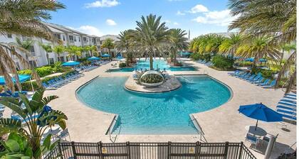 1st Floor, 3-King Beds, Baptist South, St. Aug, Nocatee, Gym, Pool, 70in SmartTV