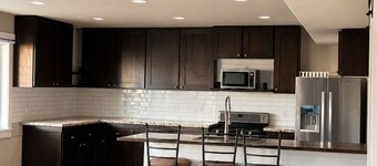 Tranquil 1-Basement apartment on golf course perfect for any getaway.