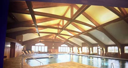 Stowe VT Von Trapp 2 bed guest house sleeps 6 people