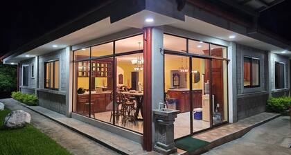 Relaxing 4-Bedroom San Miguel Villa in a Peaceful Rural Setting w/ Private Pool