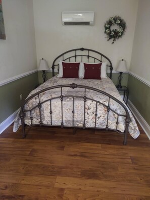 1 sovrum, strykjärn/strykbräda, wi-fi och sängkläder