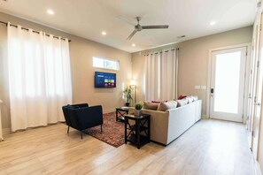 Televisio, työhuone