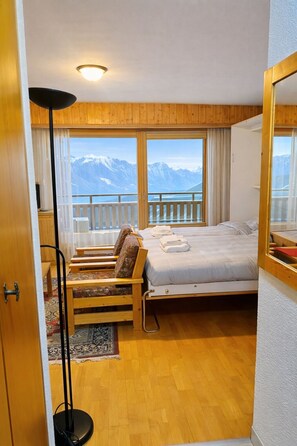 Fer et planche à repasser, Wi-Fi, draps fournis