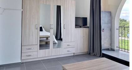 Apartment near the beach