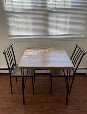 Dining - Private one-bedroom one-bathroom apartment with private street entrance in convenient area (Perth Amboy)