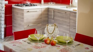 Apartment, 1 Bedroom, Smoking | Dining room - APT Marta in Villa Rosaria Vista Mare Zingaro (Castellammare del Golfo)