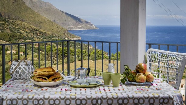 Balcony - APT Marta in Villa Rosaria Vista Mare Zingaro (Castellammare del Golfo)