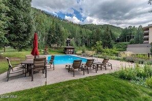 Pool - Fallridge Condo - Summer Pool & Close to Golf Club (Vail)