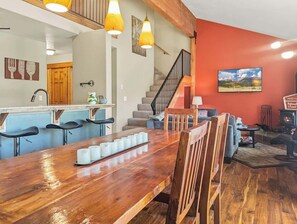 Dining - McCall Loft Condo | Close to Pool, Lake, and Park! (McCall)