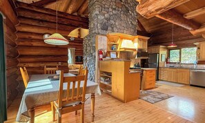 Dining - Raven`s Roost - Rural Cabin Minutes from Golden (Golden)