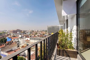 Property grounds - w* | Upscale Loft w/ Balcony & View in Tabacalera (Ciudad de México)