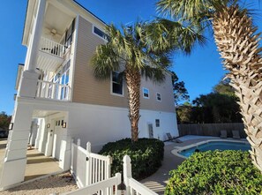 Pool - Spacious 5BR • 3 Kings • Walk 2 Beach • Pool • BBQ (Panama City Beach)