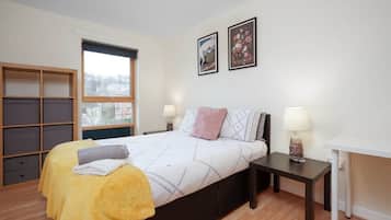 2 soverom, strykejern/-brett, wi-fi og sengetøy