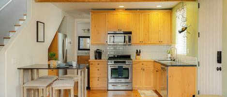 Microwave, oven, stovetop, dishwasher