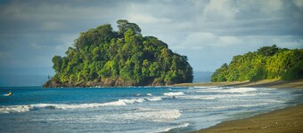 2 minutes away from the beach Posada Irimar