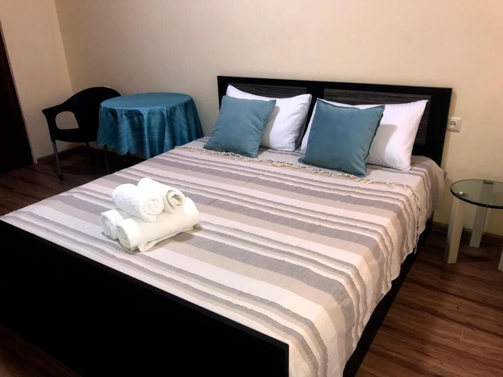 Double Room, Balcony, City View | In-room safe, soundproofing, iron/ironing board, free WiFi