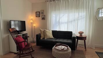 Una Smart TV, libros