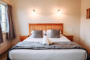 Iron/ironing board, free WiFi - The Grand Hotel & Bar (Akaroa)