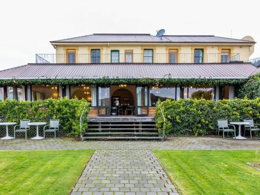 Habitación superior con 1 cama matrimonial o 2 individuales | Exterior