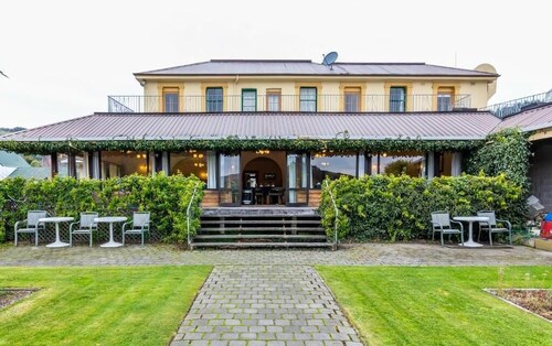 The Grand Hotel & Bar