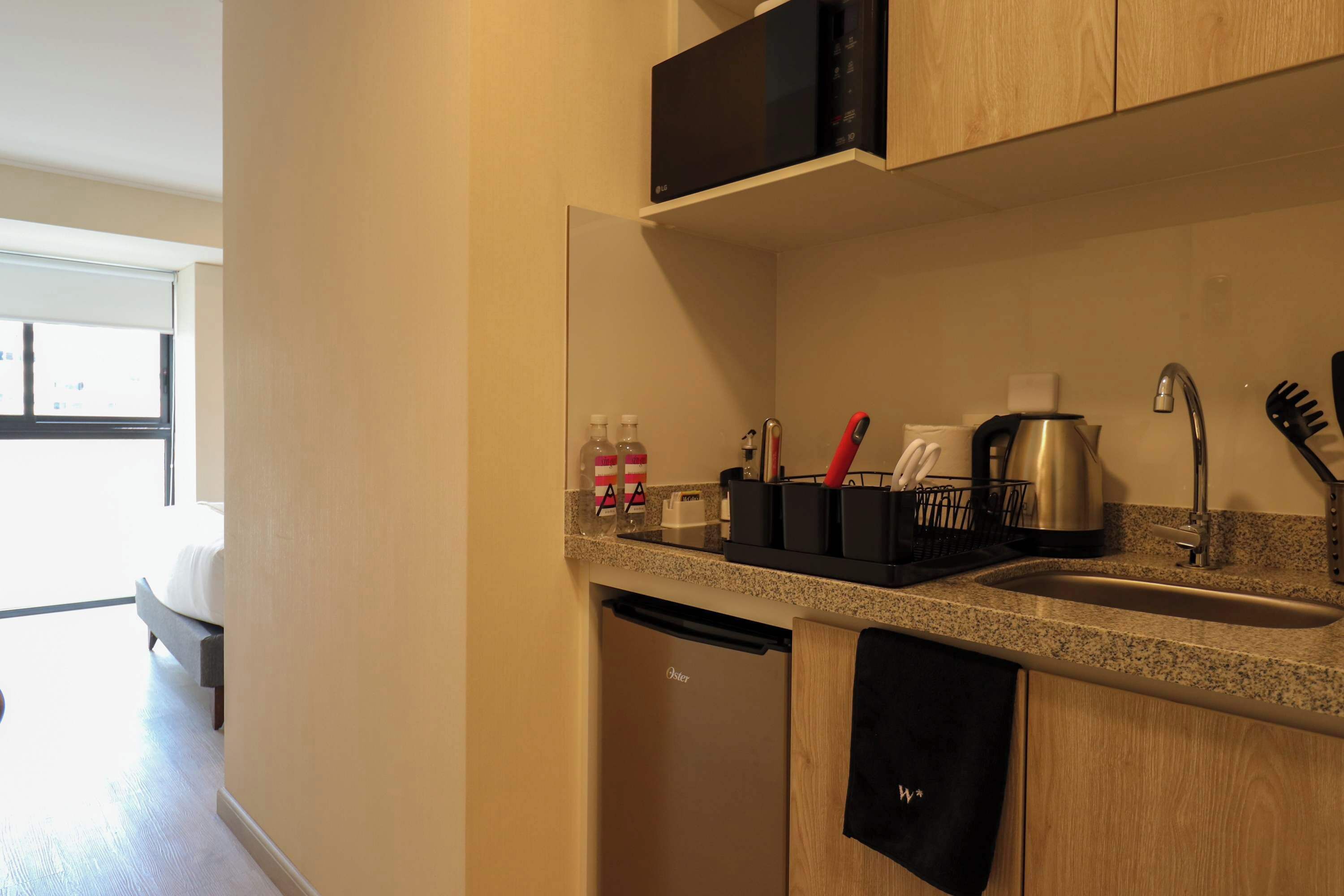 Fridge, stovetop, coffee/tea maker, toaster