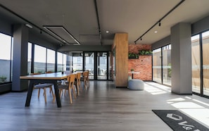 Dining - w* | Captivating Loft in the Heart of Miraflores (Miraflores)