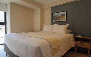 3 bedrooms, WiFi, bed sheets - w* | Captivating Loft in the Heart of Miraflores (Miraflores)