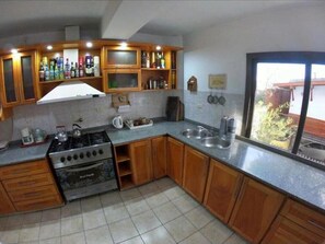Private kitchen - Carlos Paz Lodge  (Villa Carlos Paz)